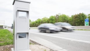 Die Stadt Klagenfurt kauft im Kampf gegen Raser drei neue Radargeräte; auch um mehr Strafgelder ...