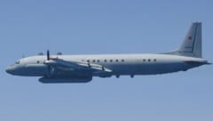 Ein Aufklärungsflugzeug vom Typ Iljuschin IL-20