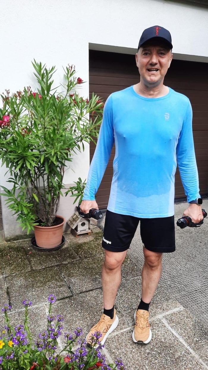 Der 58-Jährige hält sich nach wie vor fit.