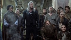 Eine Szene aus der neuen Staffel „The Witcher“ mit Liam Hemsworth.