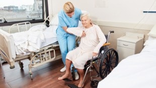 Rund 173.000 Menschen sind in Österreich in Pflegeberufen beschäftigt.