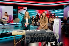 Moderatorin Claudia Maxones und Vanessa Koch im „Servus TV Magazin“.