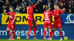 Ercan Kara (re.) erzielte den einzigen Treffer in St. Pölten. 