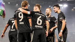 Harry Kane schoss den FC Bayern mit einem Doppelpack in die nächste Pokal-Runde.