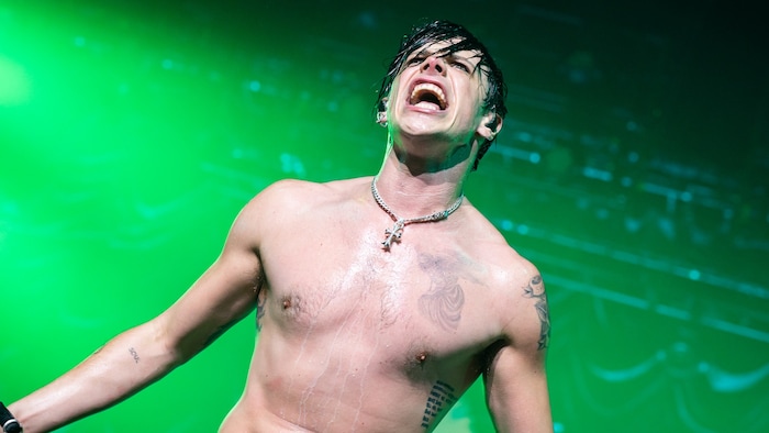 Muskelpaket: Seit seinem letzten Österreich-Auftrit im Sommer 2024 hat Yungblud ordentlich an ...
