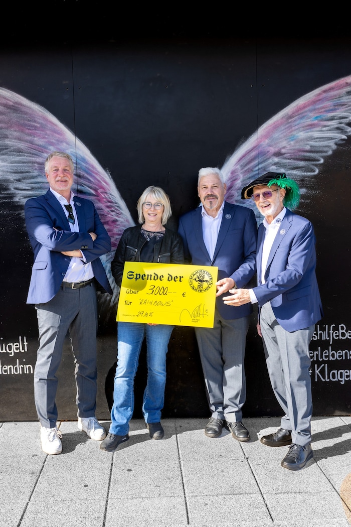 Noll, Nettek, Kreuzweger und Daxkobler: Stadtrichter unterstützten Rainbows mit 3000 Euro.