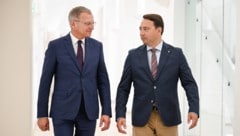 Landeshauptmann Thomas Stelzer (ÖVP) und Landeshauptmannstellvertreter Manfred Haimbuchner (FPÖ)