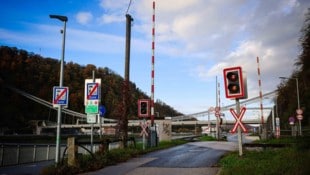 Der Schranken an der Oberen Donaustraße bleibt offen. 