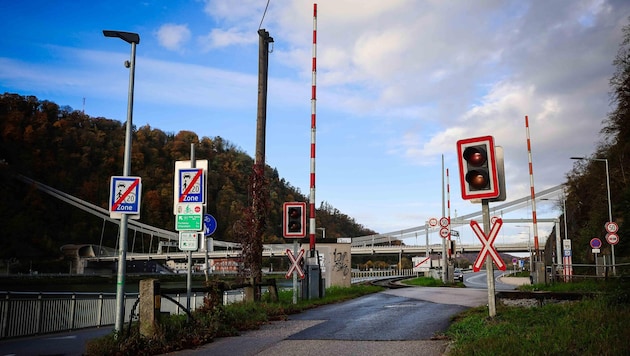 Der Schranken an der Oberen Donaustraße bleibt offen.