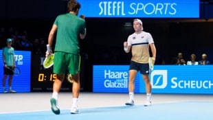 Francisco Cabral und Lucas Miedler (re.) jubeln.