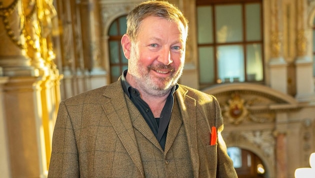 Robert Reinagl ist im Alter von 57 Jahren gestorben. Das Burgtheater nimmt auf Instagram