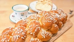 Ein frischer Striezel gehört zur Allerheiligen-Jause dazu.