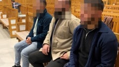 Das Gericht glaubte dem Trio nicht. Alle drei Angeklagten fassten Haftstrafen aus.
