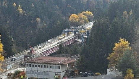 Am Freitagvormittag stürzte hier ein Kran in die Tiefe.