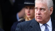 Der Palast hat zur „finalen Demütigung“ für Andrew ausgeholt: Dem Bruder von König Charles wurde ...