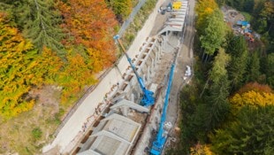 Eines der größten Einzelprojekte war die Errichtung einer neuen Lawinenschutzgalerie im Bereich ...