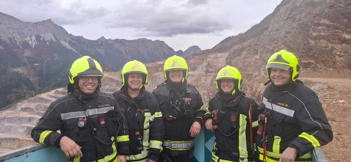 Hartes Training am Erzberg: Auch heimische Florianis waren bei Spezialausbildung dabei.