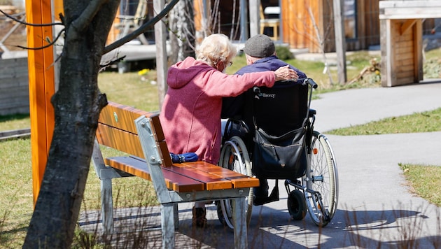 Ohne höhere Tagsätze müssen die Pensionisten in Salzburg um ihre Pflege fürchten.