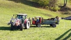 Der Schlepper wurde nach dem Absturz geborgen.