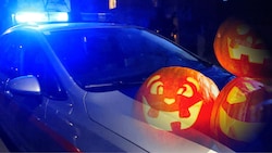 Viel zu tun hatte die Polizei in der Halloween-Nacht in Alpbach in Tirol.