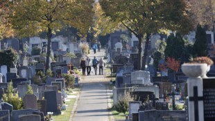 Auch am Grazer Zentralfriedhof wurden am 1. November Kränze niedergelegt.