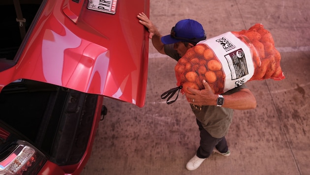 Millionen Amerikaner sind entweder auf staatliche Hilfen oder karitative Einrichtungen wie ...