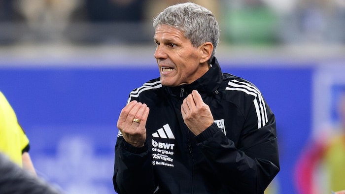 LASK-Coach Didi Kühbauer gab seinen Spielern einen neuen Plan.