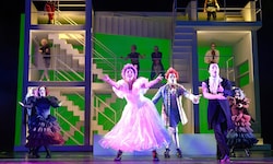 Die Oper „Gormenghast“: Inmitten eines labyrinthischen Schlosses entfaltet sich ein Machtspiel ...