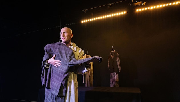 Lukas Weiss überzeugt in diesem packenden Bühnensolo