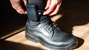 Zusätzliche Maßnahmen wie das „digitale Tracking von Hochrisikotätern“ müssen laut den ...