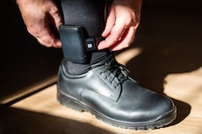 Wer eine Fußfessel will, muss einiges beachten. (Symbolbild)