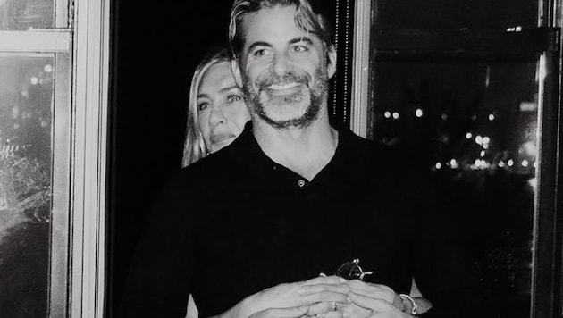 Was für ein romantisches Liebes-Outing! Jennifer Aniston zeigte sich auf Instagram erstmals mit ...