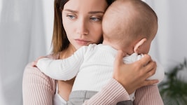 Das Baby ist da, und trotzdem sind manche frische Mamas nicht glücklich.