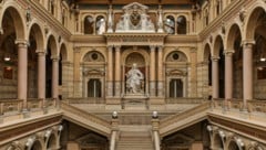 Die KI stütze sich unter anderem auf höchstgerichtliche Entscheidungen stützte, die es gar nicht ...