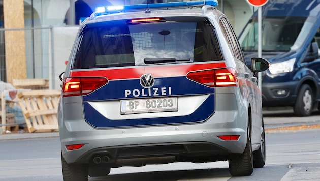 Nach der Veröffentlichung von Fahndungsfotos stellten sich zwei mutmaßliche Räuber der Polizei. ...