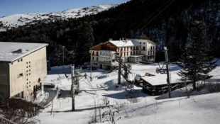 Das französische Skigebiet Céüze baut alle Skilifte ab.