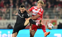 Haris Tabakovic (links) zeigt sich in Gladbach immer besser in Form! 