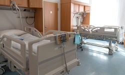 Bild mit Seltenheitswert: leere Spitalsbetten in den überfüllten heimischen Krankenhäusern. ...