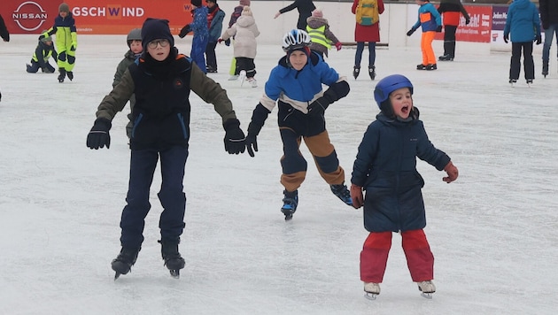 Früh übt sich: Viele Kinder lieben das Vergnügen auf dem Eis.