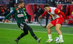 Clement Bischoff (re.) sorgte in den vergangenen beiden Spielen für viel positiven ...