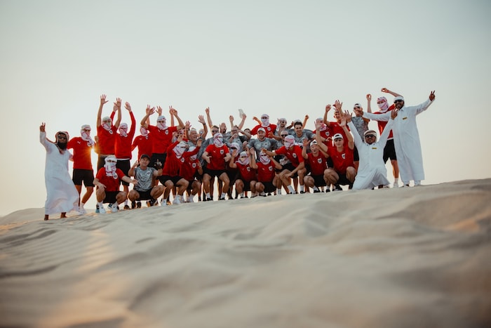 Das U17-Nationalteam bei einem Ausflug in der Wüste Katars...