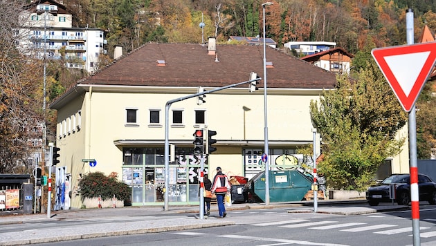 Der Räumungsbescheid liegt auf dem Tisch.