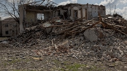 Pokrowsk ist ein wichtiger Verkehrs- und Logistikknotenpunkt, den die russischen Streitkräfte ...