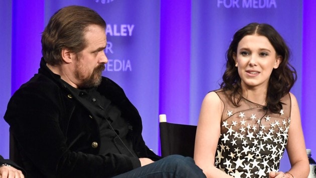 Zwischen Millie Bobby Brown und ihrem Co-Star David Harbour herrscht derzeit wohl angespannte ...