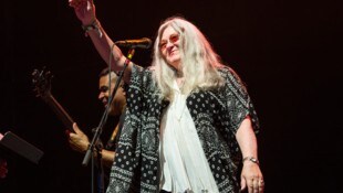 Donna Jean Godchaux bei einem Auftritt mit Dead &amp; Company beim Bonnaroo Music and Arts ...