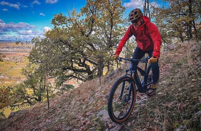 Die „Radkrone“ war mit einem KTM Macina Scarp SX am Göttweiger Berg unterwegs.