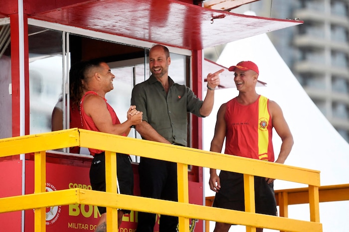 Mit den Rettungsschwimmern des Copacabana-Strand in Rio de Janeiro