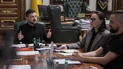 Selensykj sieht sich mit Korruptionsvorwürfen in seinem Umfeld konfrontiert.