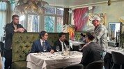 Filmreife Szenen in Klagenfurter Lokal: Die Schauspieler spielen die Szene im Restaurant in ...