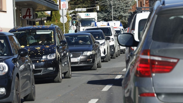 Seit Montag herrscht auf der Mariatroster Straße in beiden Richtungen ein Ausnahmezustand.